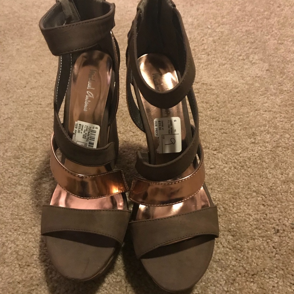Wedges - Picture 4 of 7